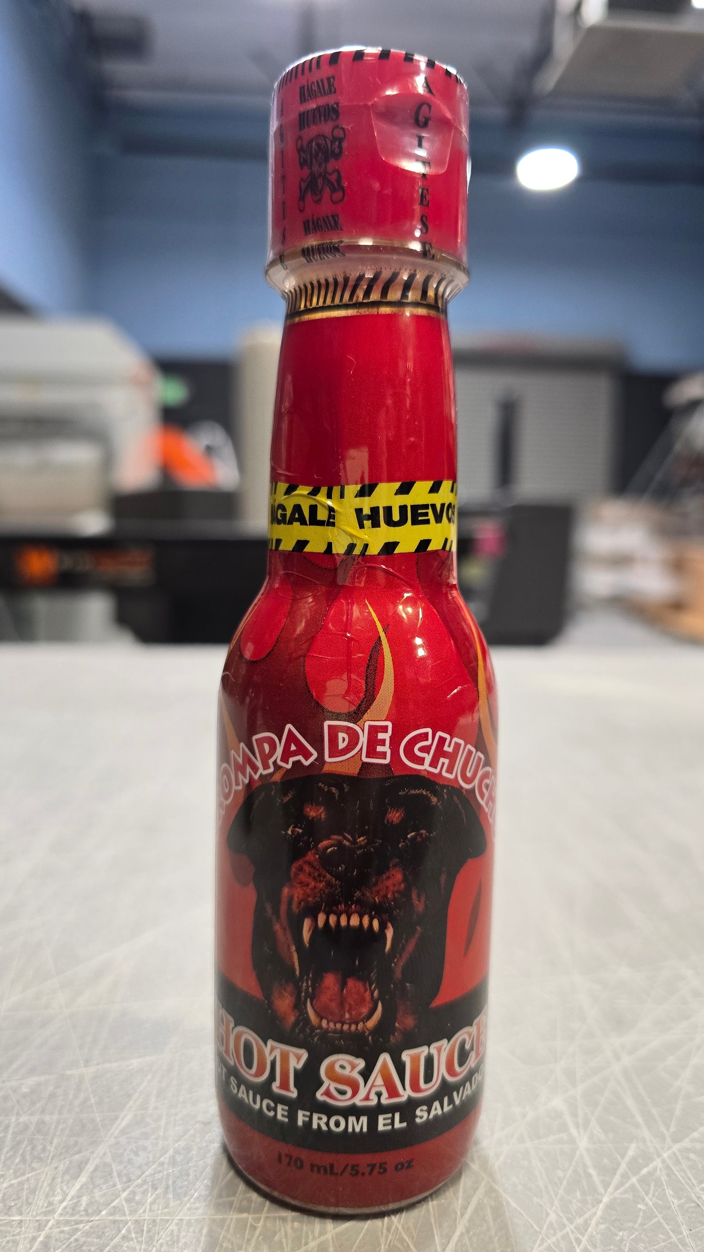 Trompa De Chucho Hot Sauce 6 oz Salsa Picante Mas Picante de El Salvador 2 Pack