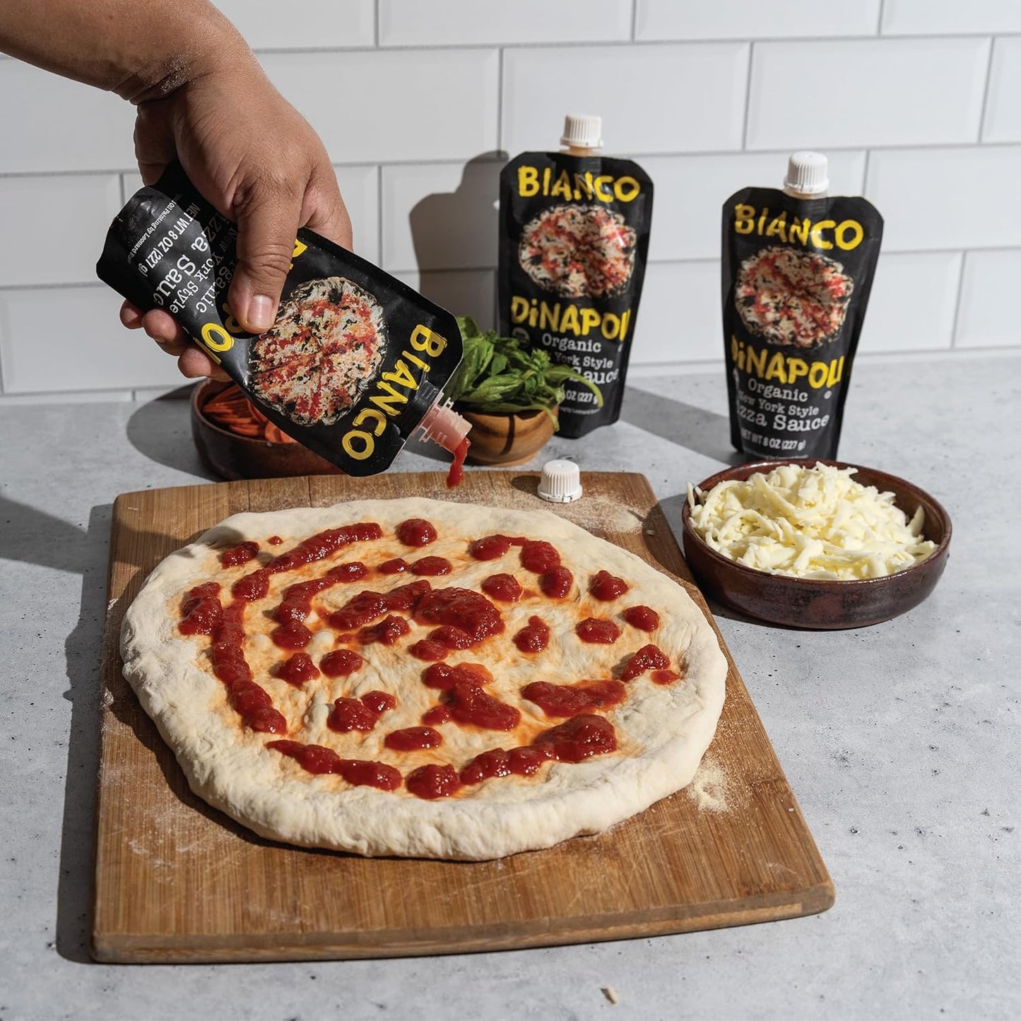 Bianco DiNapoli Organic NY Style Pizza Sauce - Vine Ripened California Grown Tomatoes - Made with Organic Garlic, Basil, Tomatoes & Extra Virgin Olive Oil For Homemade Pizza - 8 oz, 8 Pack