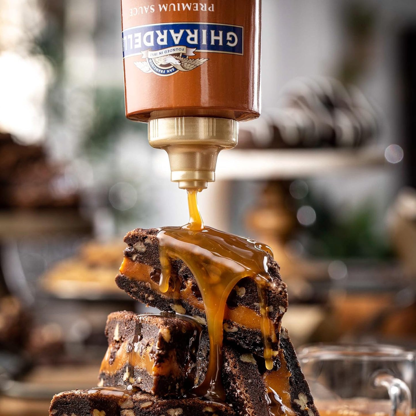 Ghirardelli Caramel 87 oz Bottle