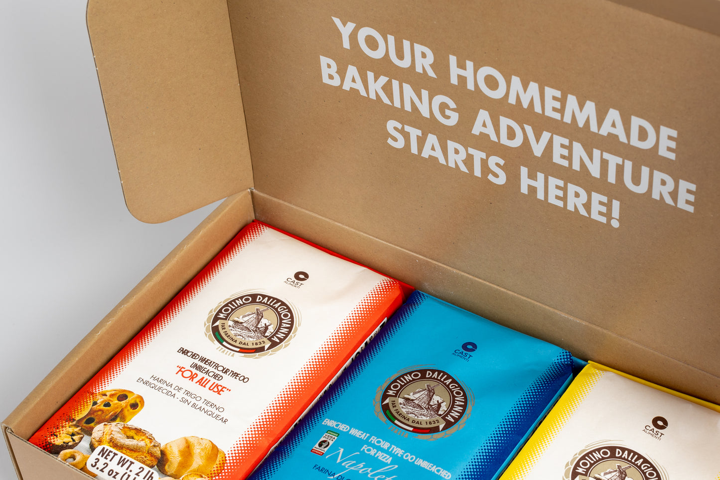 Molino Dallagiovanna Italian holiday baking box Includes extensive Italian recipe baking book