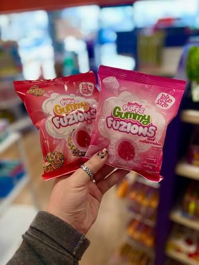 Stuffed Puffs Sour Watermelon Gummy, 4.36 Ounce, 8 Per Case