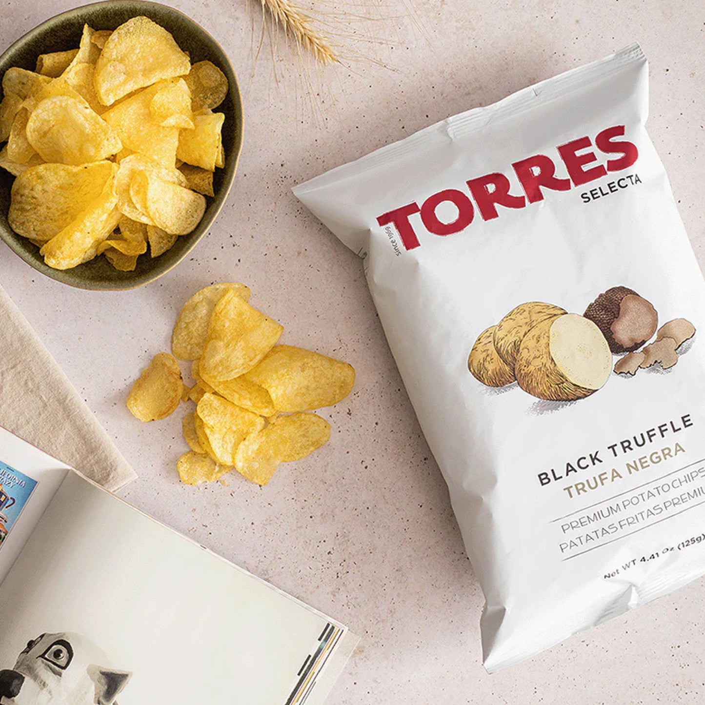 Torres Black Truffle Potato Chips Trufa Negra — Case of 20 (1.41 oz (40g) Bags)